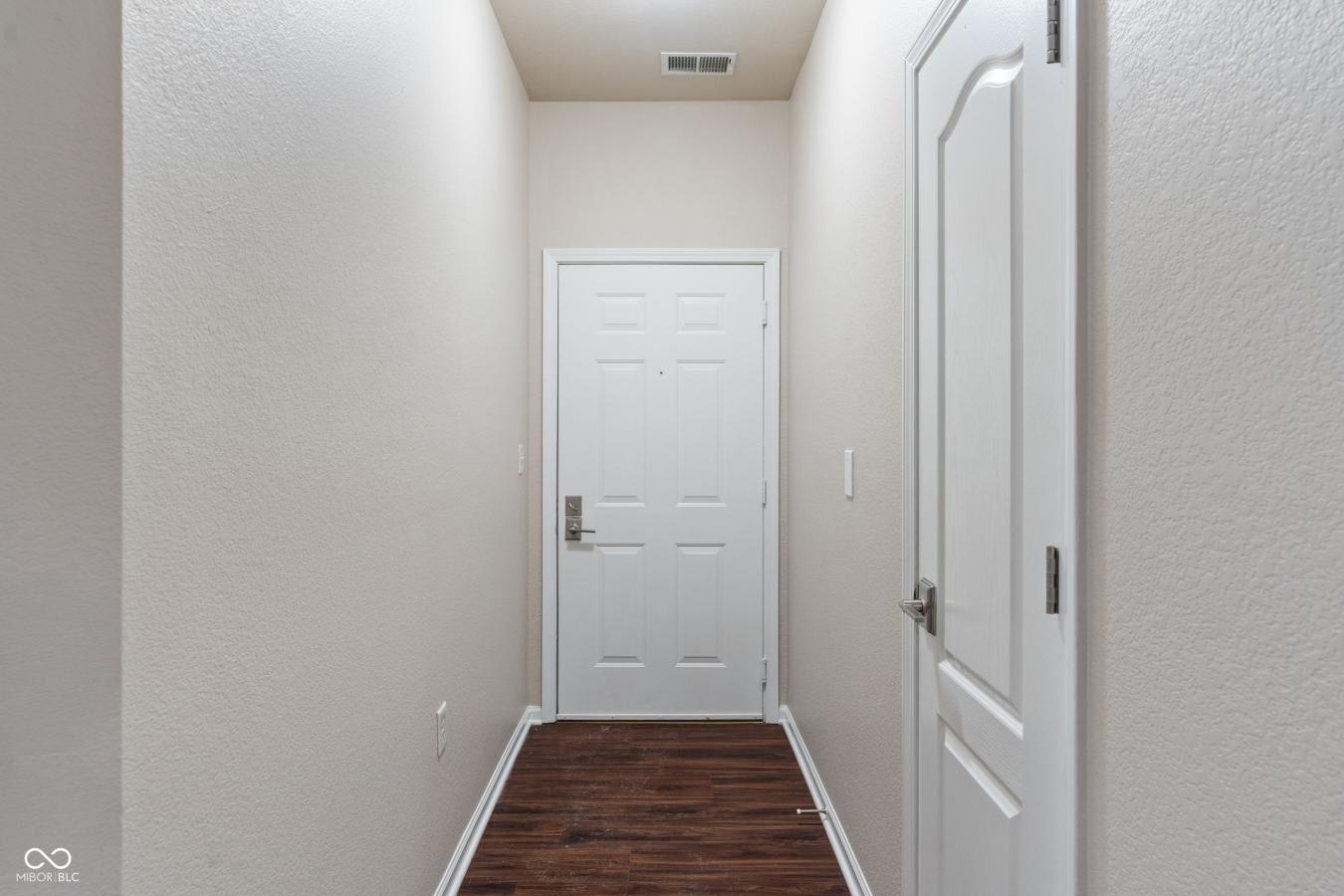 12863 Tradd Unit 1D, Carmel, IN, 46032, United States, 2 Bedrooms Bedrooms, ,2 BathroomsBathrooms,Residential,For Sale,12863 Tradd Unit 1D,214123