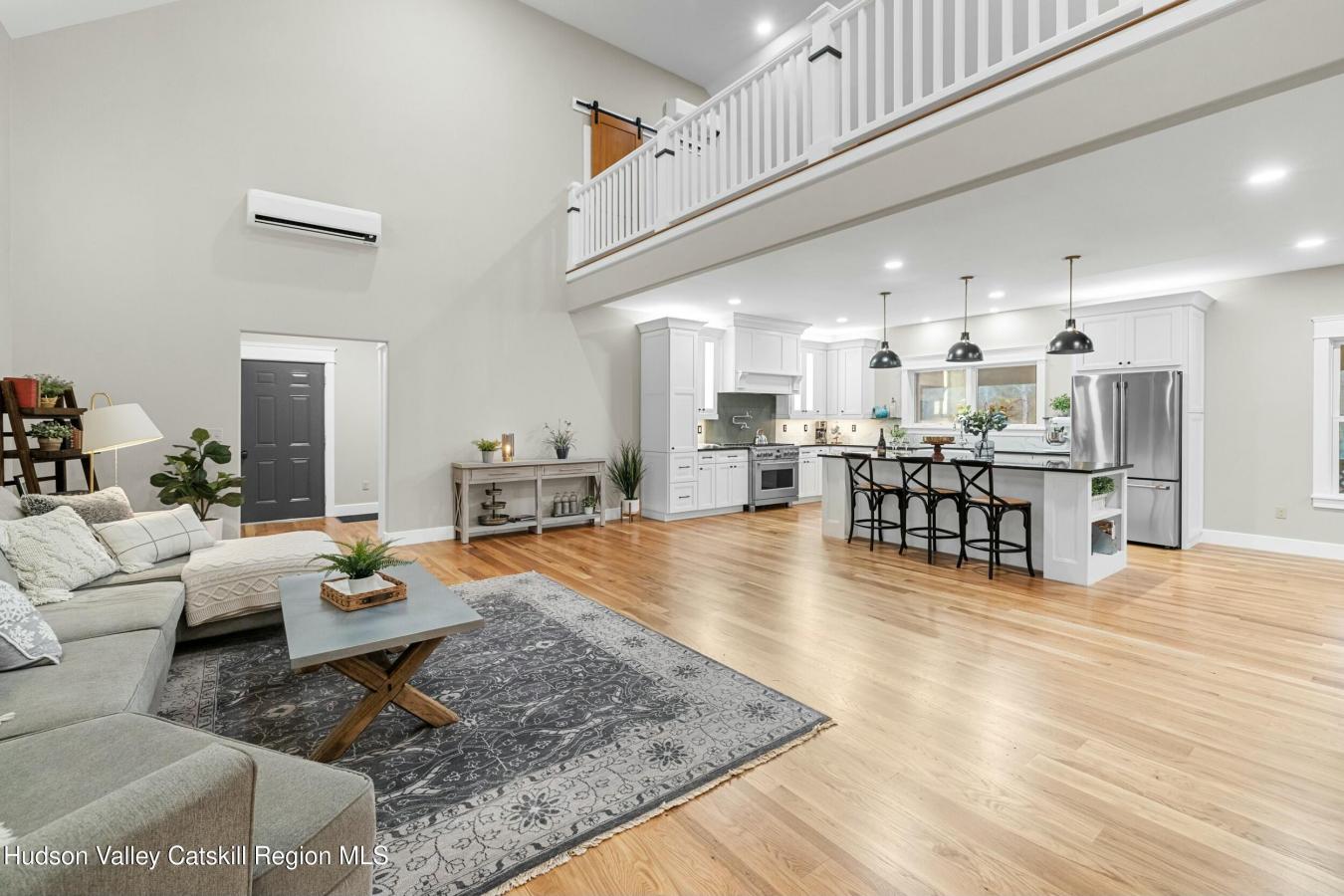 Catskill, New York, 12414, United States, 4 Bedrooms Bedrooms, ,3 BathroomsBathrooms,Residential,For Sale,1824390