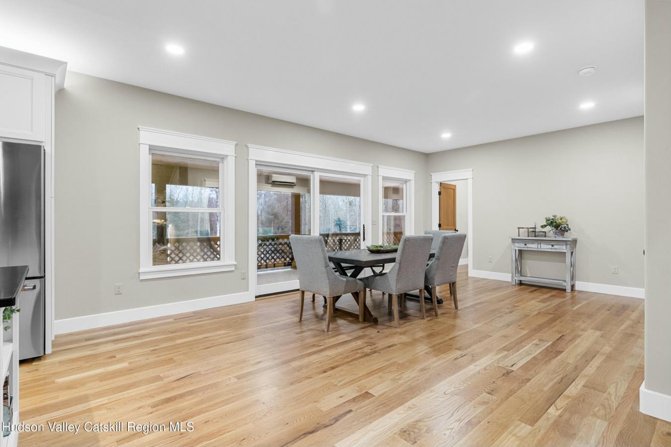 Catskill, New York, 12414, United States, 4 Bedrooms Bedrooms, ,3 BathroomsBathrooms,Residential,For Sale,1824390