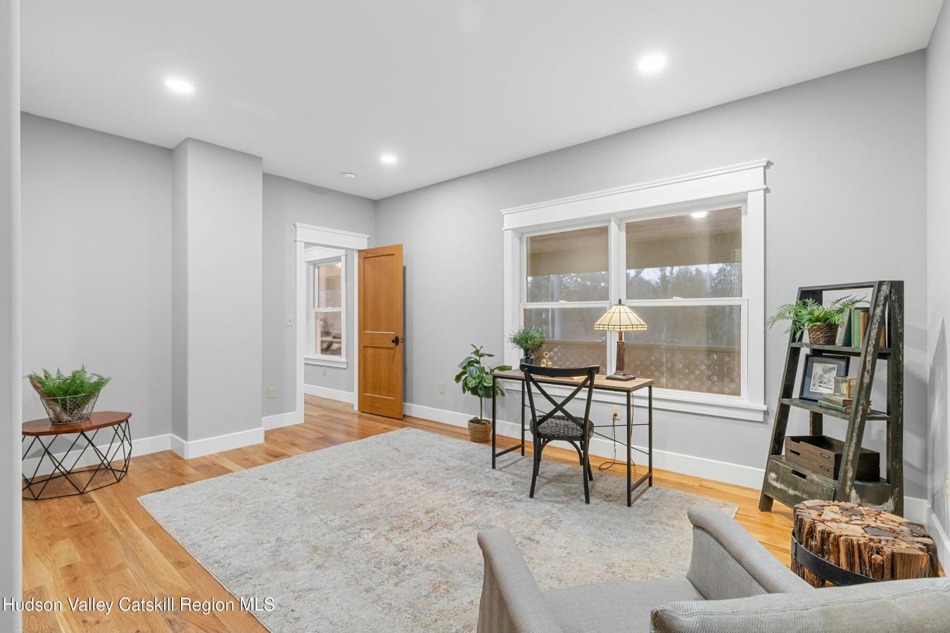 Catskill, New York, 12414, United States, 4 Bedrooms Bedrooms, ,3 BathroomsBathrooms,Residential,For Sale,1824390