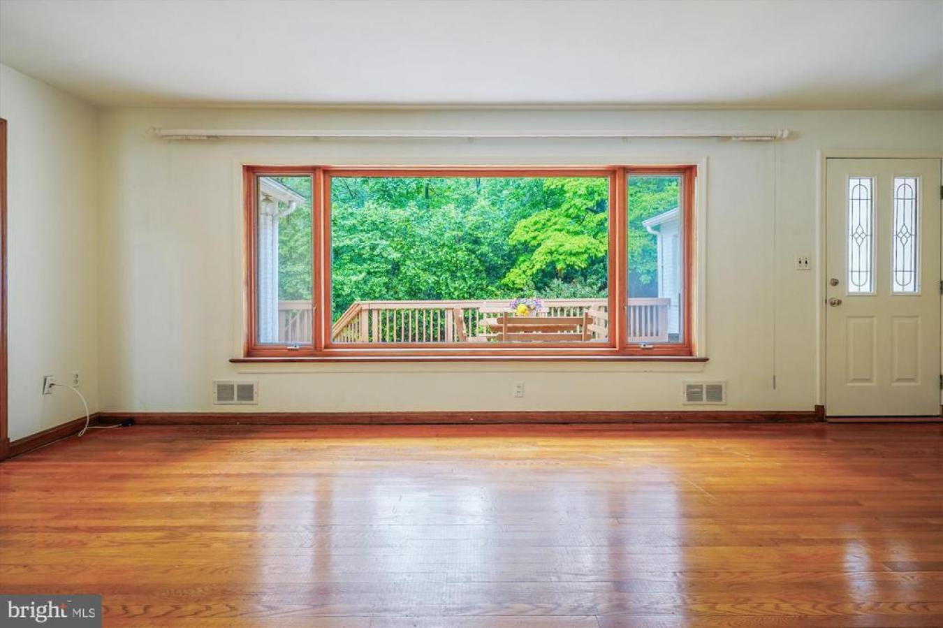 Alexandria, Virginia, 22308, United States, 3 Bedrooms Bedrooms, ,3 BathroomsBathrooms,Residential,For Sale,1824388