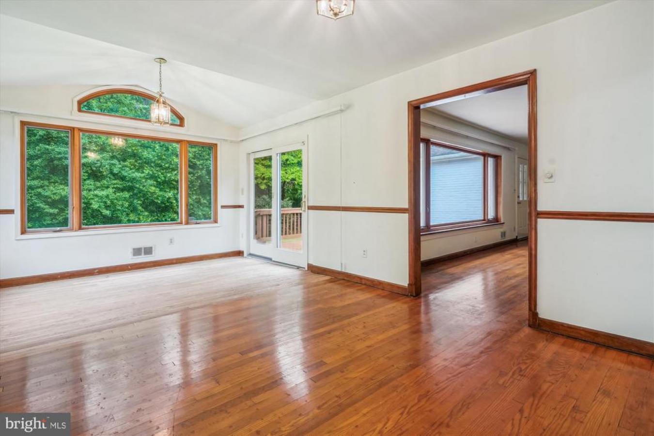 Alexandria, Virginia, 22308, United States, 3 Bedrooms Bedrooms, ,3 BathroomsBathrooms,Residential,For Sale,1824388