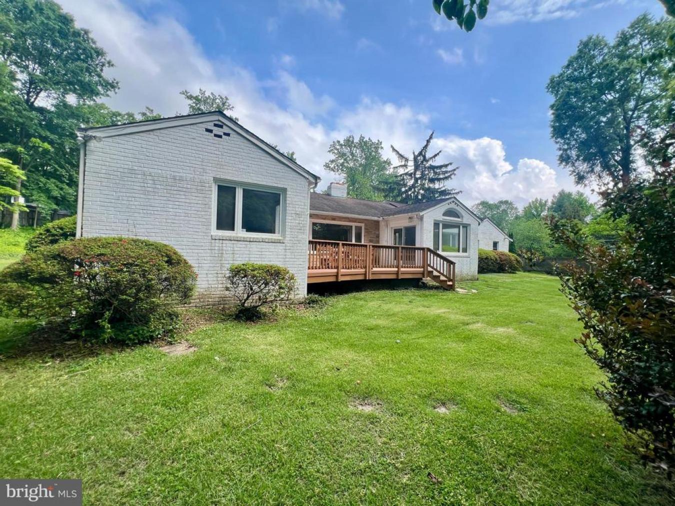 Alexandria, Virginia, 22308, United States, 3 Bedrooms Bedrooms, ,3 BathroomsBathrooms,Residential,For Sale,1824388