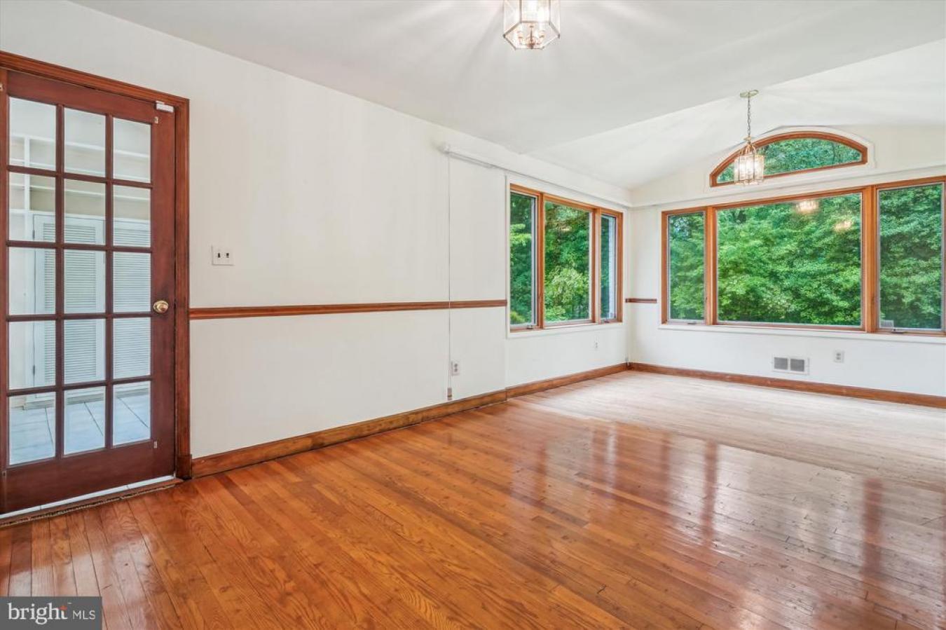 Alexandria, Virginia, 22308, United States, 3 Bedrooms Bedrooms, ,3 BathroomsBathrooms,Residential,For Sale,1824388