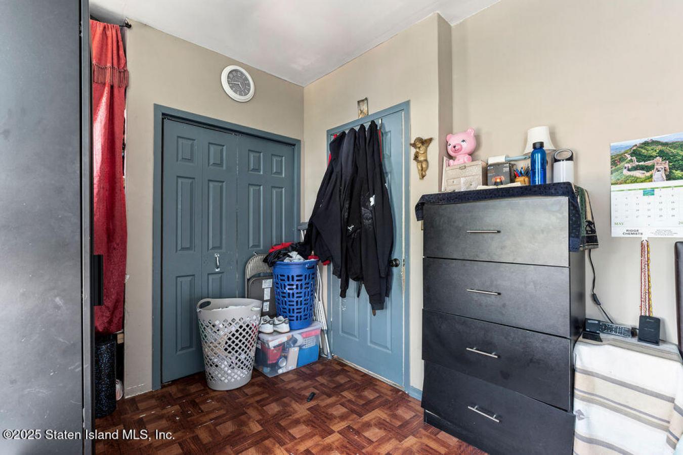 Staten Island, New York, 10305, United States, 3 Bedrooms Bedrooms, ,2 BathroomsBathrooms,Residential,For Sale,1824385