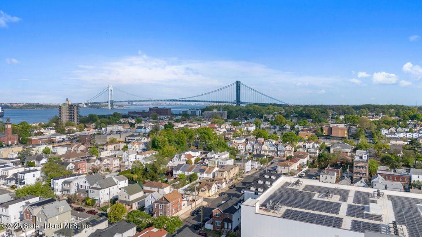 Staten Island, New York, 10305, United States, 3 Bedrooms Bedrooms, ,2 BathroomsBathrooms,Residential,For Sale,1824385