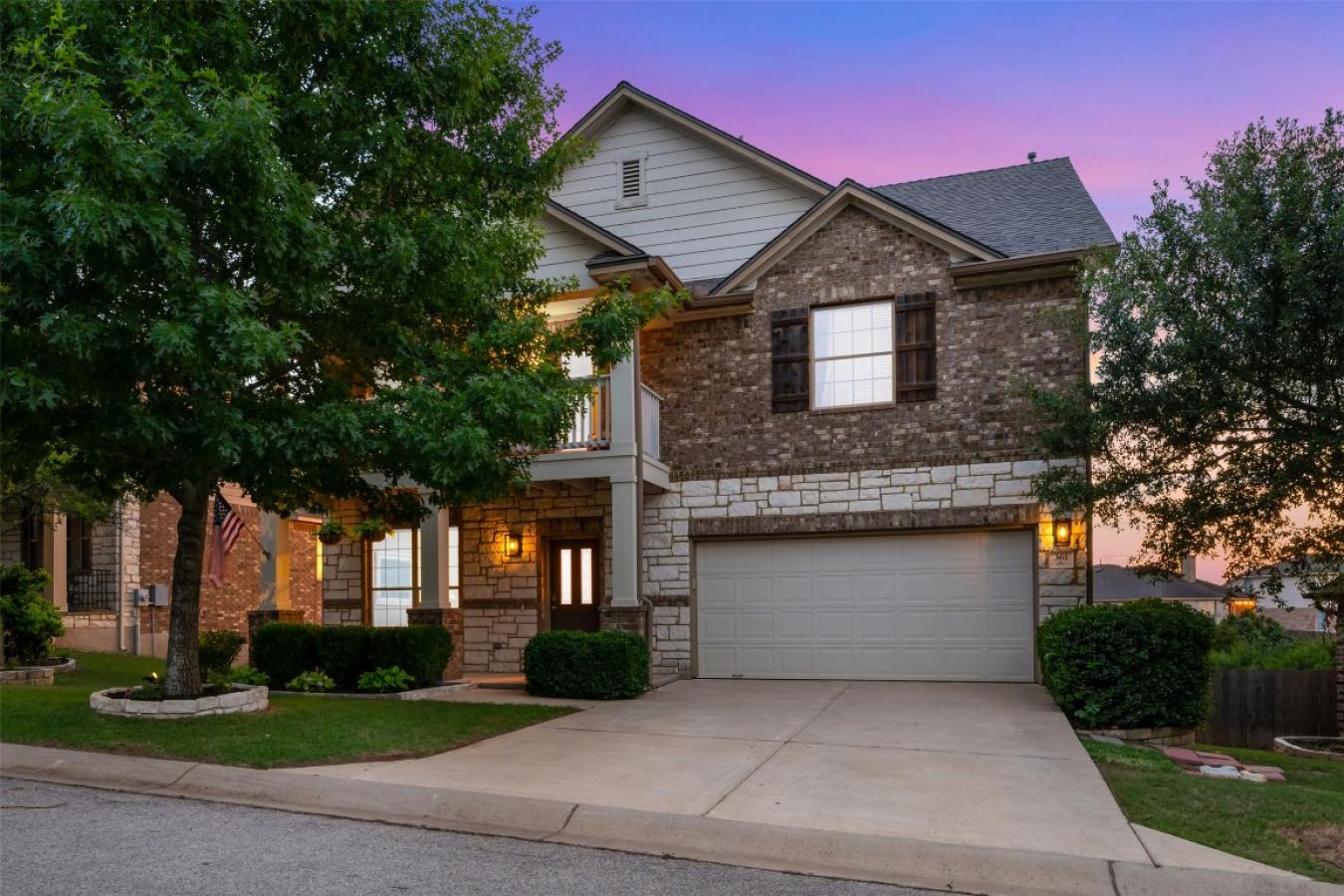 Austin, Texas, 78737, United States, 4 Bedrooms Bedrooms, ,2 BathroomsBathrooms,Residential,For Sale,1824384