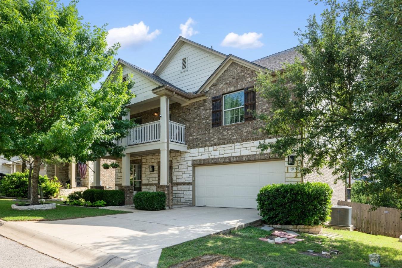 Austin, Texas, 78737, United States, 4 Bedrooms Bedrooms, ,2 BathroomsBathrooms,Residential,For Sale,1824384