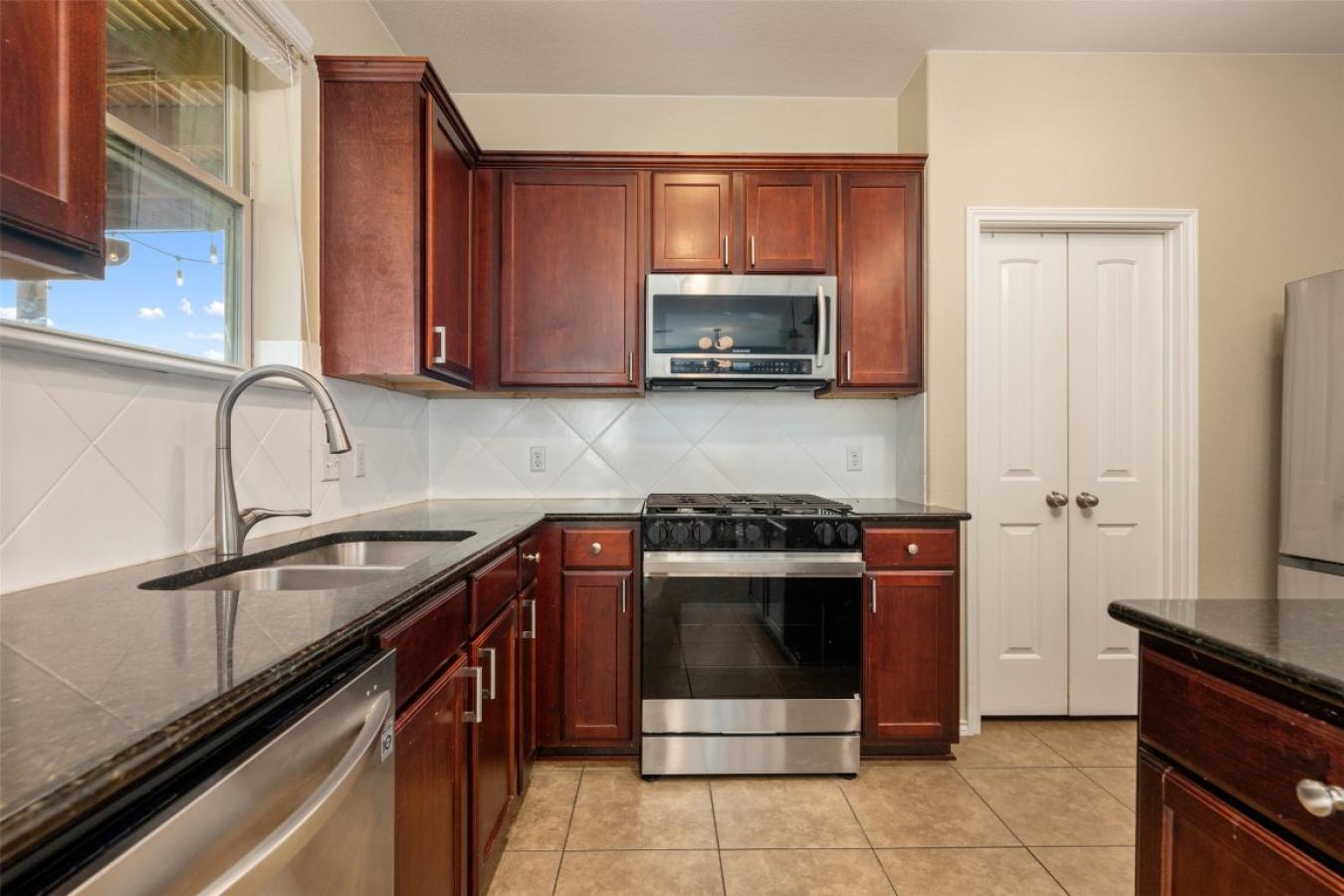 Austin, Texas, 78737, United States, 4 Bedrooms Bedrooms, ,2 BathroomsBathrooms,Residential,For Sale,1824384
