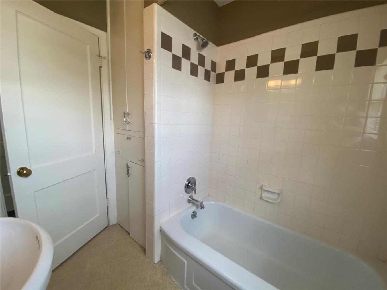 Austin, Texas, 78756, United States, ,Residential,For Sale,1824383