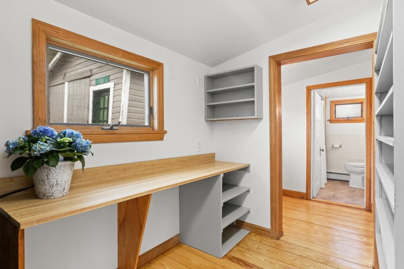 Ipswich, Essex, 01938, United States, 2 Bedrooms Bedrooms, ,1 BathroomBathrooms,Residential,For Sale,1824373