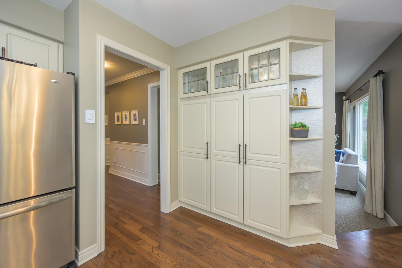 London, ON, N6G 4W5, Canada, 4 Bedrooms Bedrooms, ,3 BathroomsBathrooms,Residential,For Sale,1811559