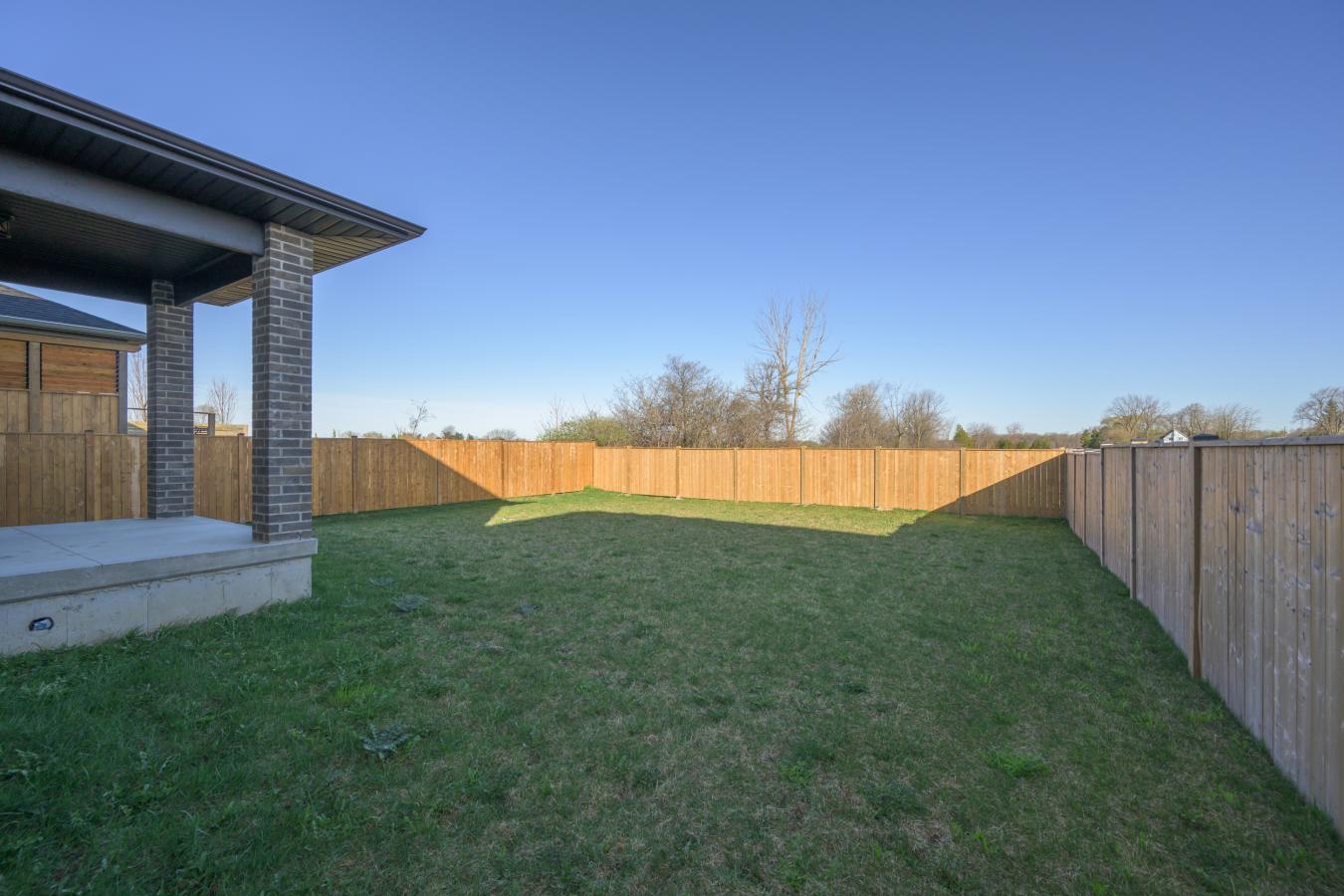 Dutton/dunwich, ON, N0L 1J0, Canada, 4 Bedrooms Bedrooms, ,4 BathroomsBathrooms,Residential,For Sale,1811558