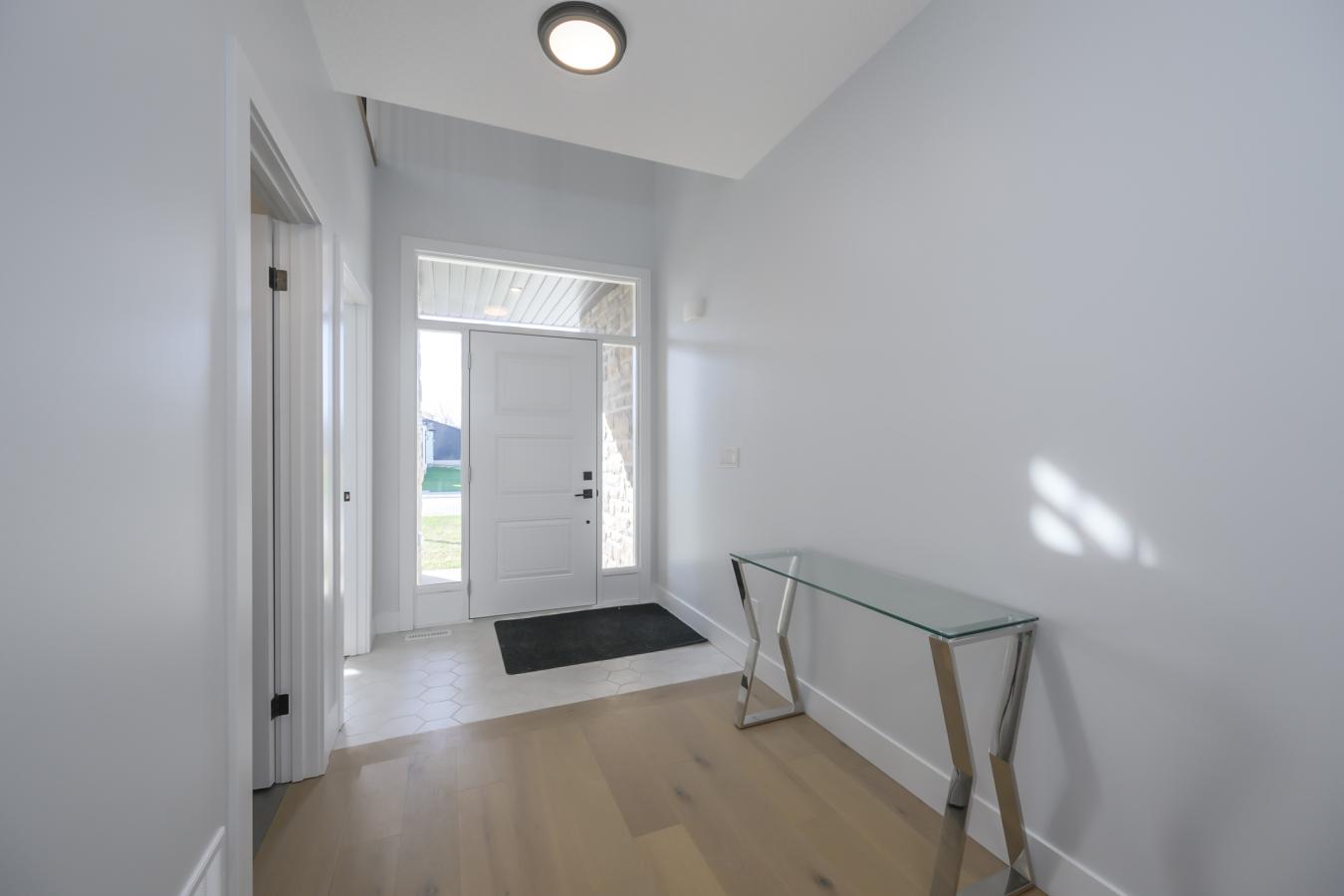 Dutton/dunwich, ON, N0L 1J0, Canada, 4 Bedrooms Bedrooms, ,4 BathroomsBathrooms,Residential,For Sale,1811558