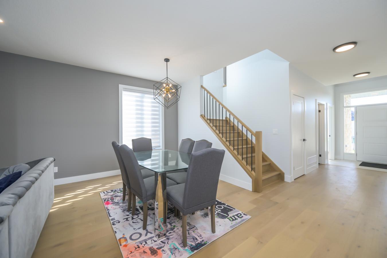 Dutton/dunwich, ON, N0L 1J0, Canada, 4 Bedrooms Bedrooms, ,4 BathroomsBathrooms,Residential,For Sale,1811558