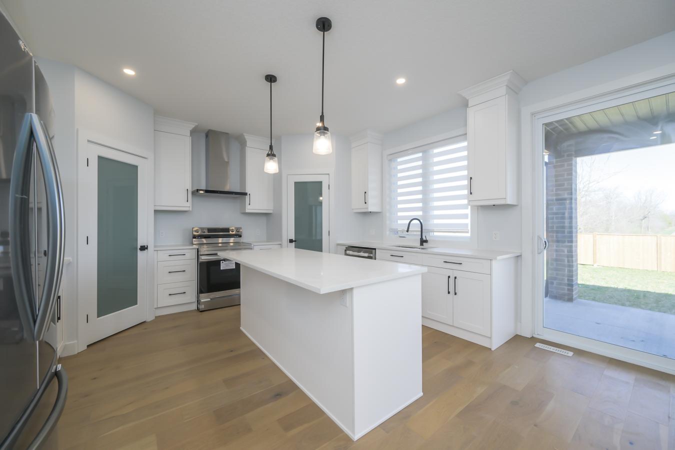 Dutton/dunwich, ON, N0L 1J0, Canada, 4 Bedrooms Bedrooms, ,4 BathroomsBathrooms,Residential,For Sale,1811558