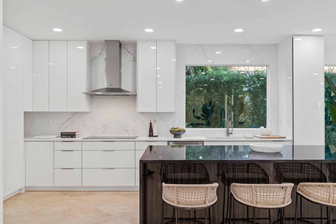 Boca Raton, Florida, 33434, United States, 5 Bedrooms Bedrooms, ,4 BathroomsBathrooms,Residential,For Sale,1824371