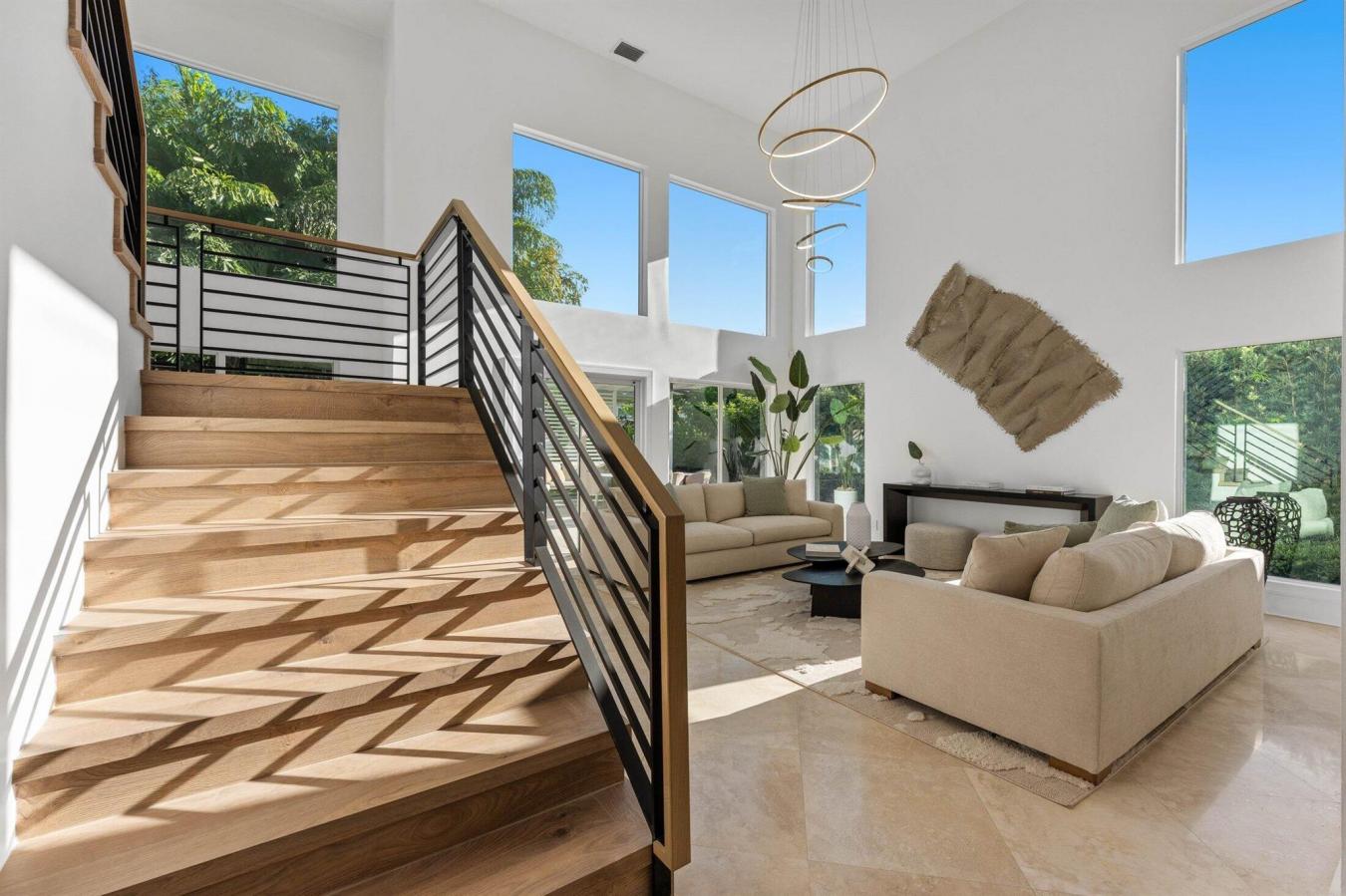 Boca Raton, Florida, 33434, United States, 5 Bedrooms Bedrooms, ,4 BathroomsBathrooms,Residential,For Sale,1824371