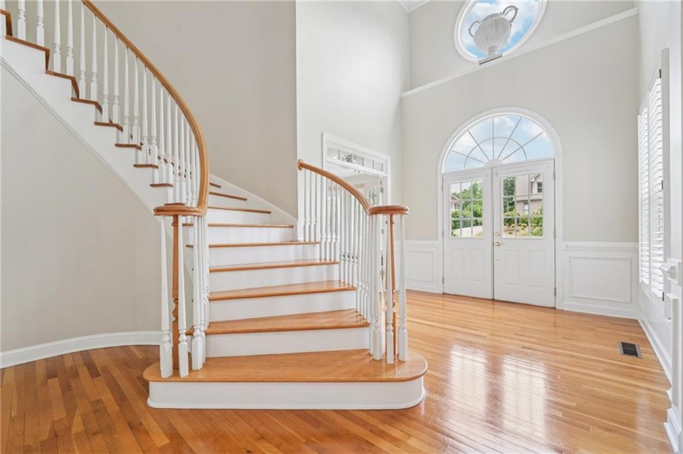 Dacula, Georgia, 30019, United States, 4 Bedrooms Bedrooms, ,5 BathroomsBathrooms,Residential,For Sale,1824369