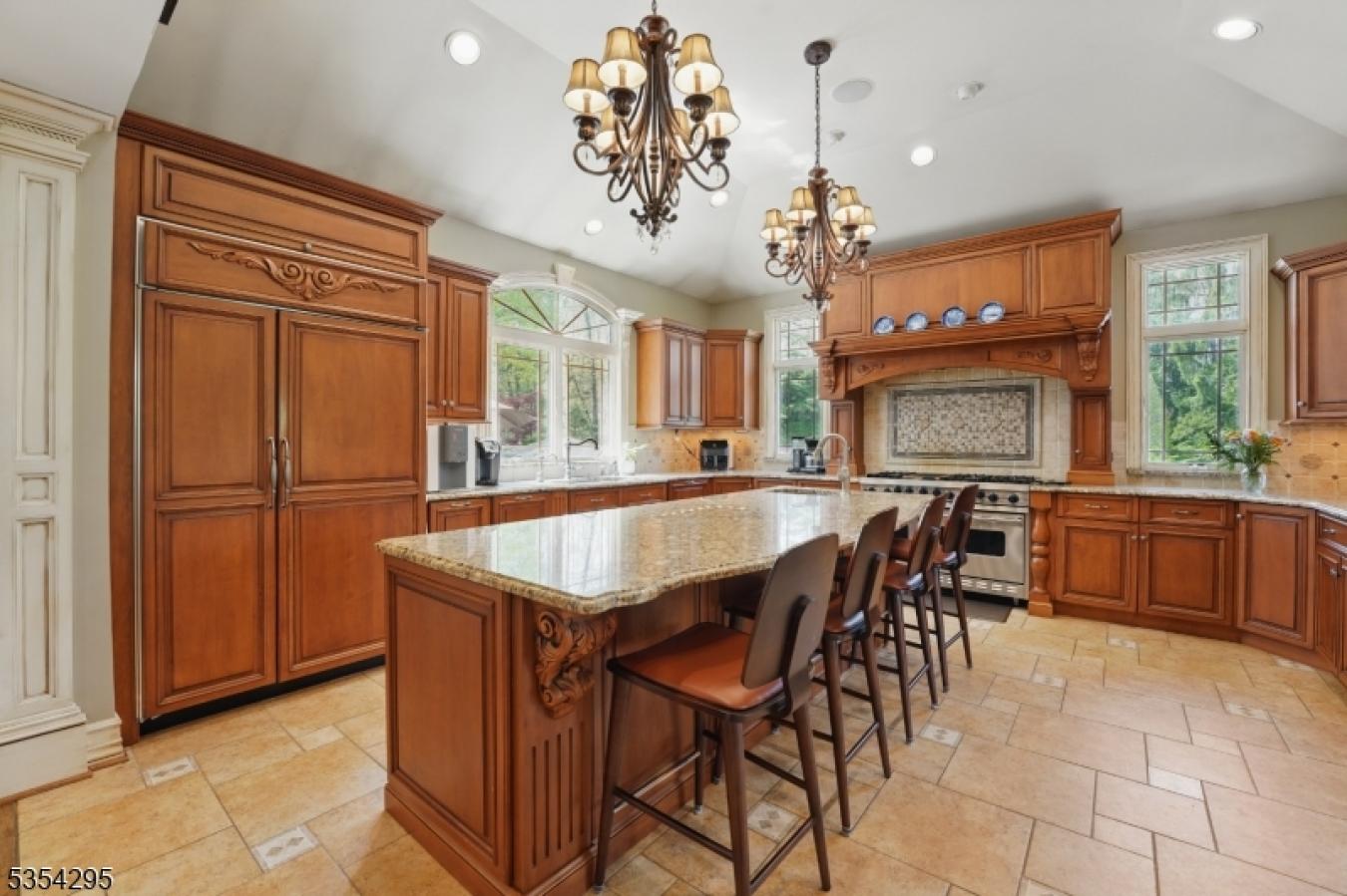 Mahwah Twp., Bergen, 07430, United States, 6 Bedrooms Bedrooms, ,6 BathroomsBathrooms,Residential,For Sale,1824366