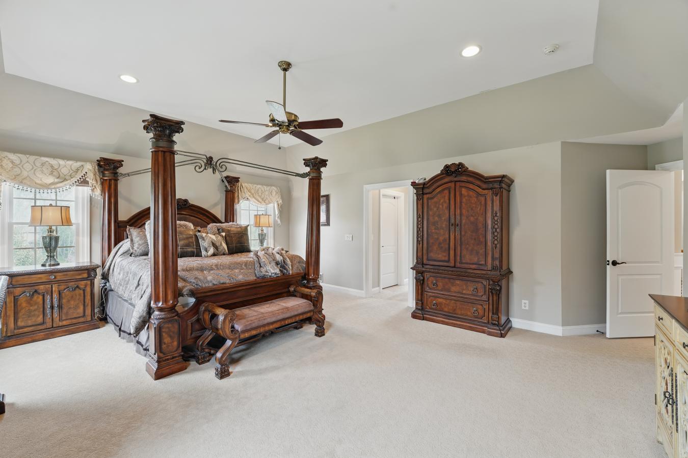 Mahwah, New Jersey, 07430, United States, 5 Bedrooms Bedrooms, ,3 BathroomsBathrooms,Residential,For Sale,1824365