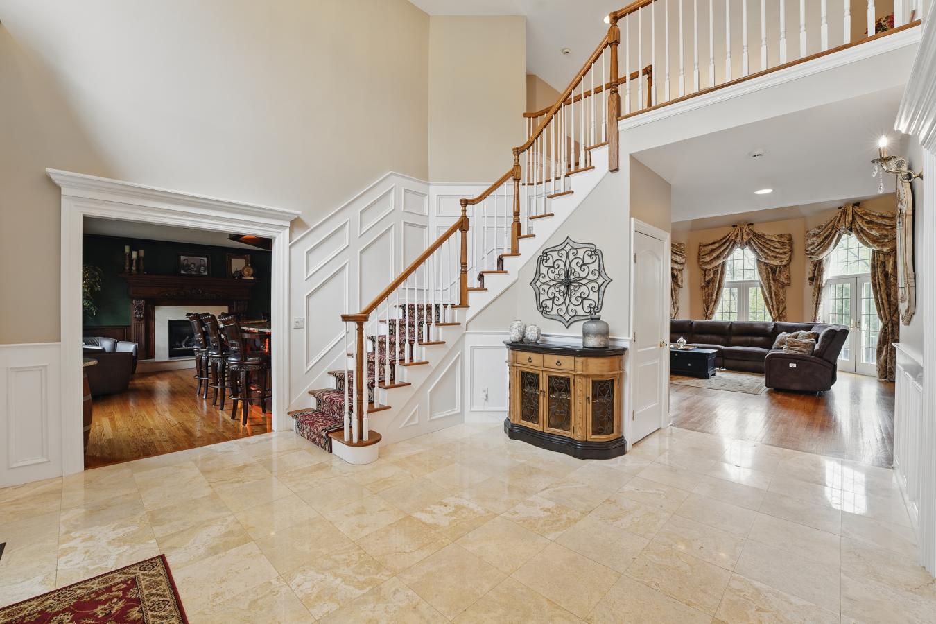 Mahwah, New Jersey, 07430, United States, 5 Bedrooms Bedrooms, ,3 BathroomsBathrooms,Residential,For Sale,1824365
