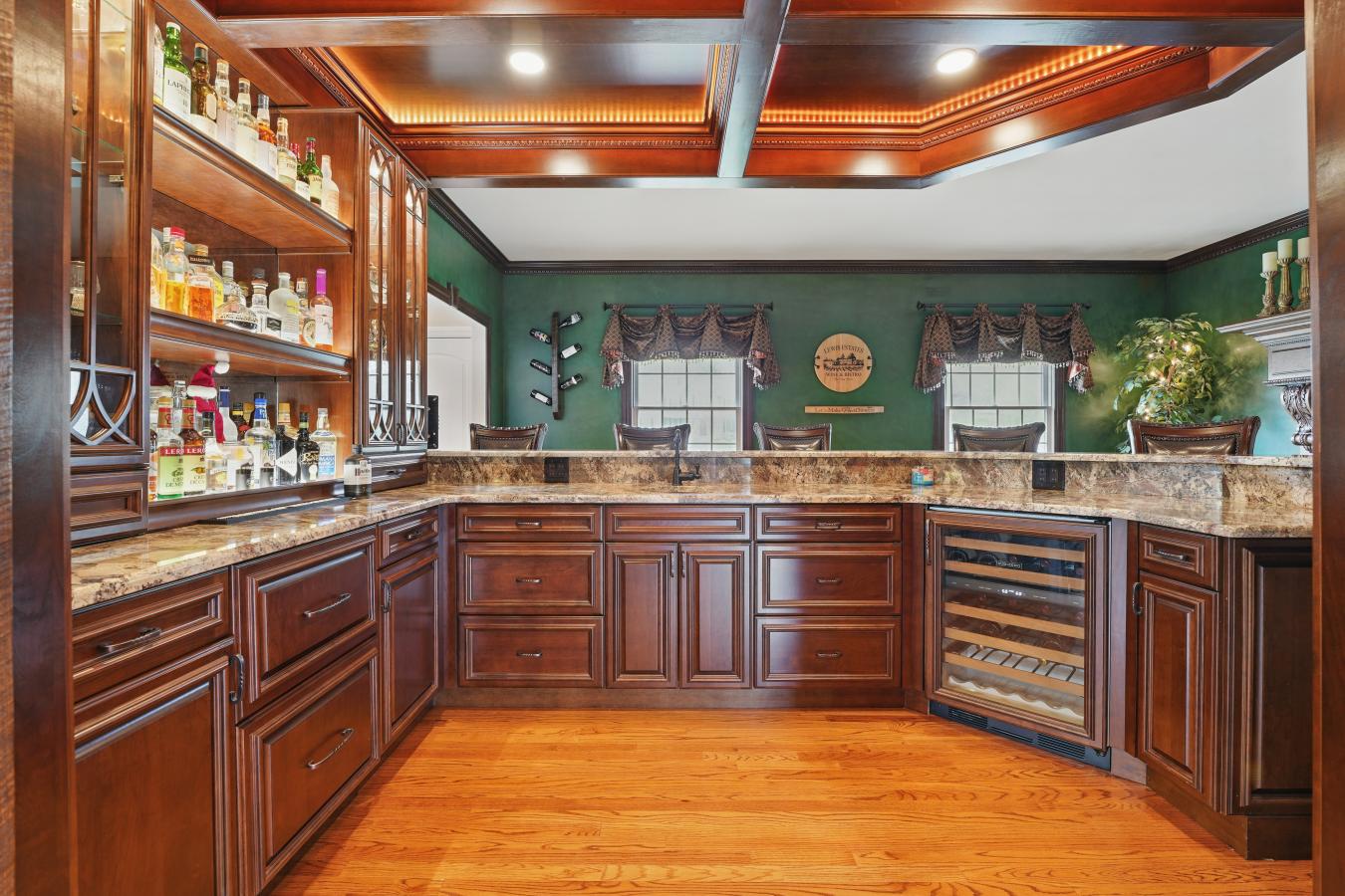 Mahwah, New Jersey, 07430, United States, 5 Bedrooms Bedrooms, ,3 BathroomsBathrooms,Residential,For Sale,1824365