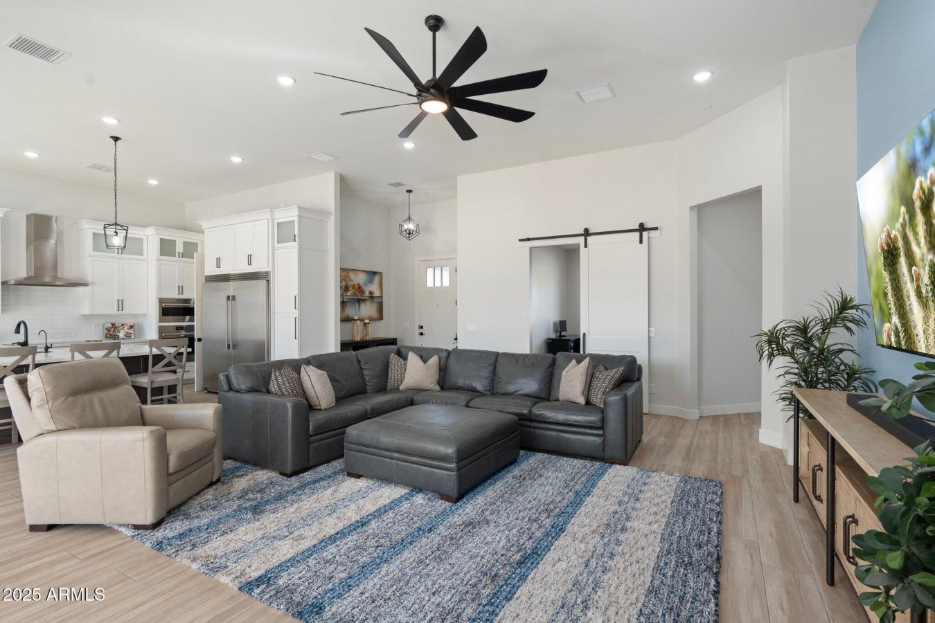 Laveen, Arizona, 85339, United States, 4 Bedrooms Bedrooms, ,3 BathroomsBathrooms,Residential,For Sale,1824364
