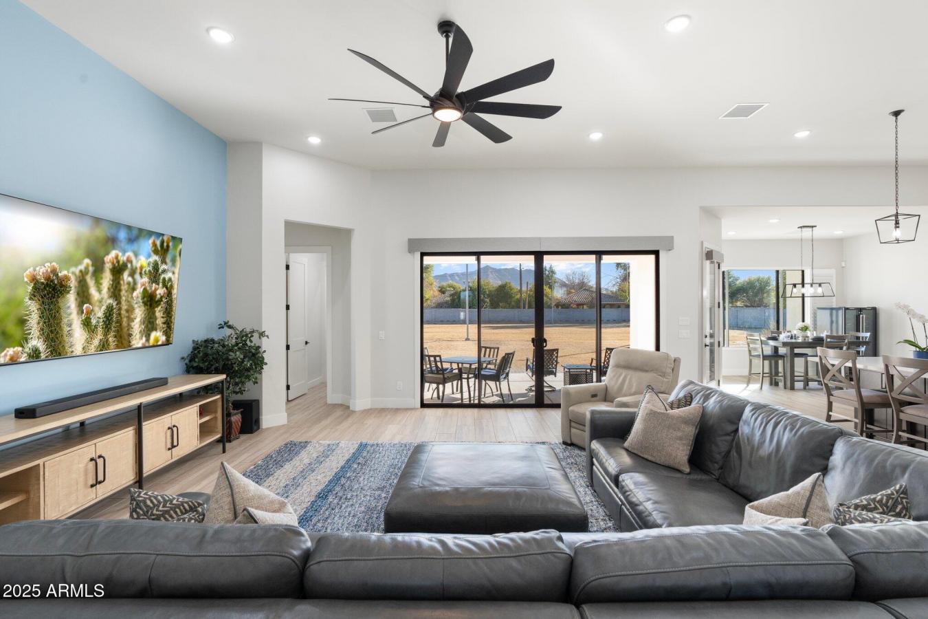 Laveen, Arizona, 85339, United States, 4 Bedrooms Bedrooms, ,3 BathroomsBathrooms,Residential,For Sale,1824364