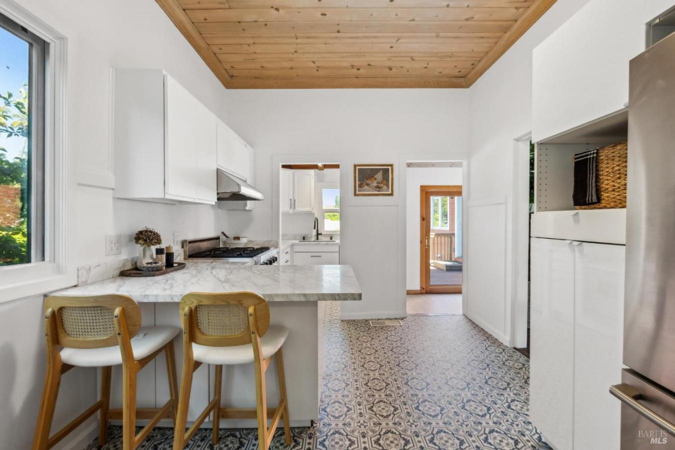 Petaluma, California, 94952, United States, 5 Bedrooms Bedrooms, ,4 BathroomsBathrooms,Residential,For Sale,1824361