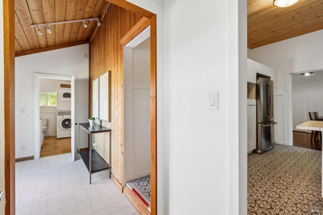 Petaluma, California, 94952, United States, 5 Bedrooms Bedrooms, ,4 BathroomsBathrooms,Residential,For Sale,1824361