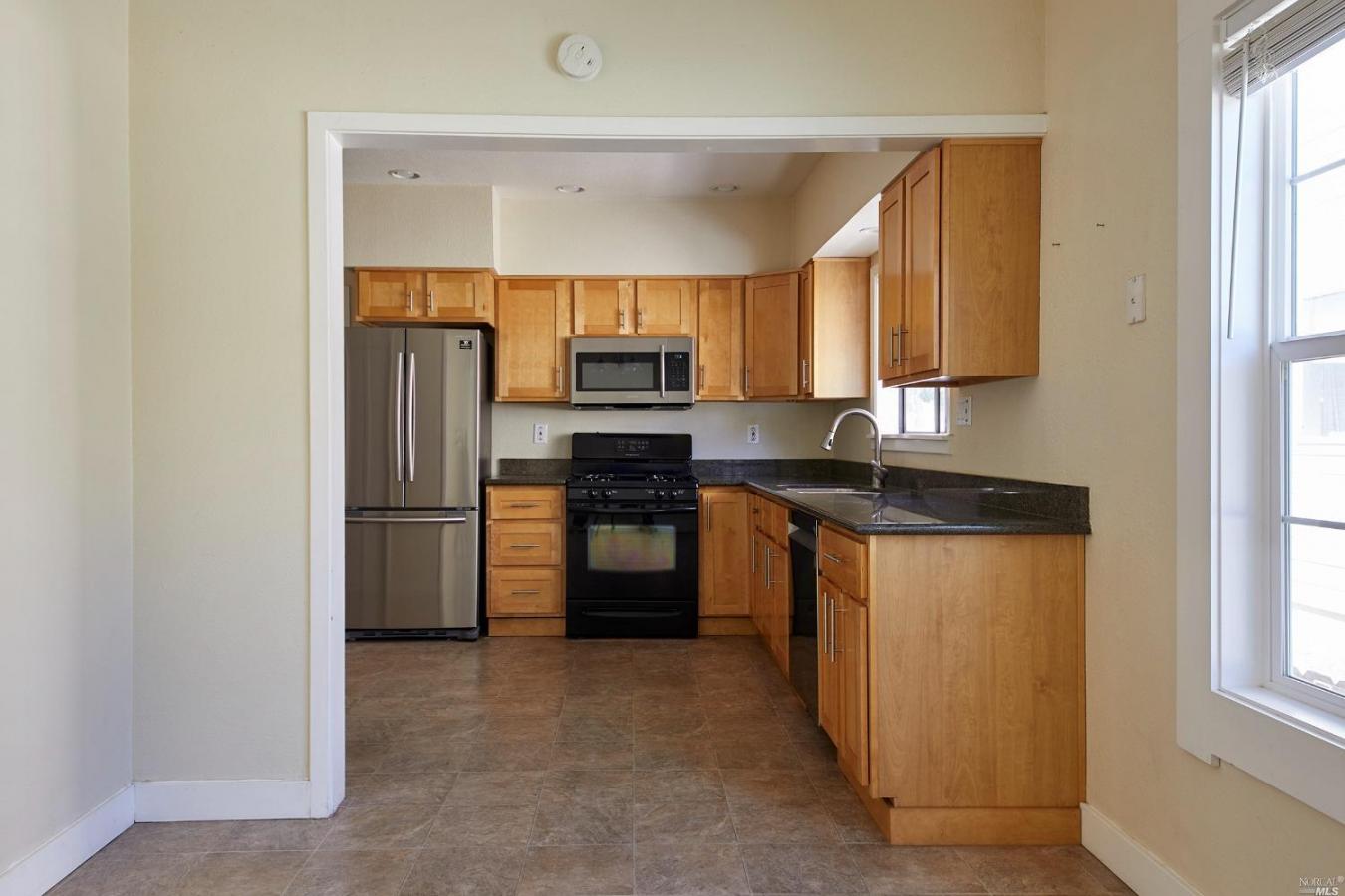 Santa Rosa, California, 95404, United States, 4 Bedrooms Bedrooms, ,2 BathroomsBathrooms,Residential,For Sale,1824360
