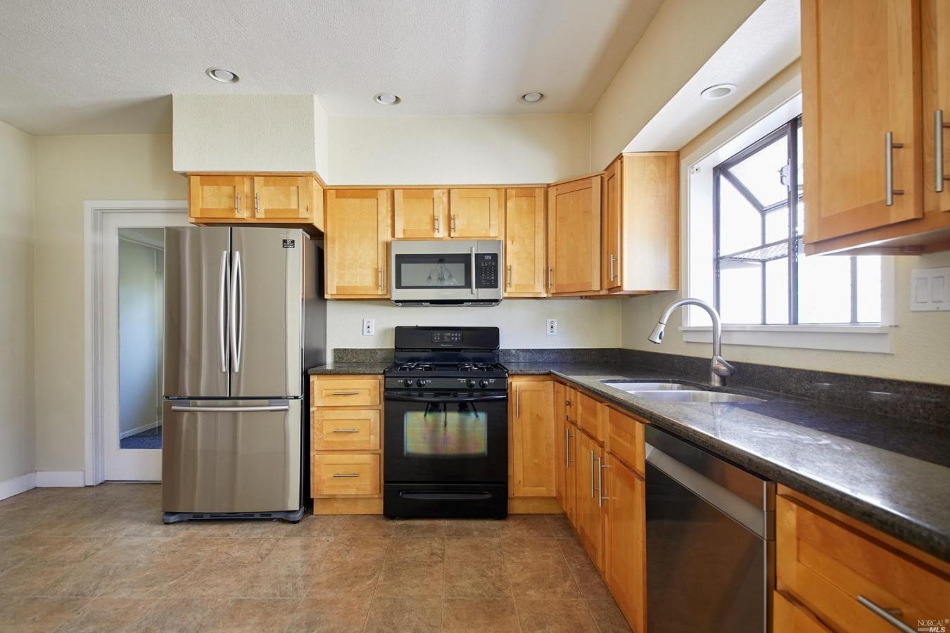 Santa Rosa, California, 95404, United States, 4 Bedrooms Bedrooms, ,2 BathroomsBathrooms,Residential,For Sale,1824360