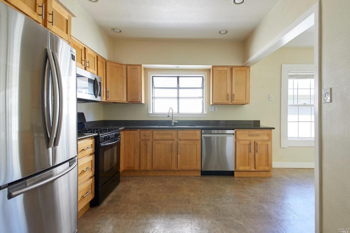 Santa Rosa, California, 95404, United States, 4 Bedrooms Bedrooms, ,2 BathroomsBathrooms,Residential,For Sale,1824360