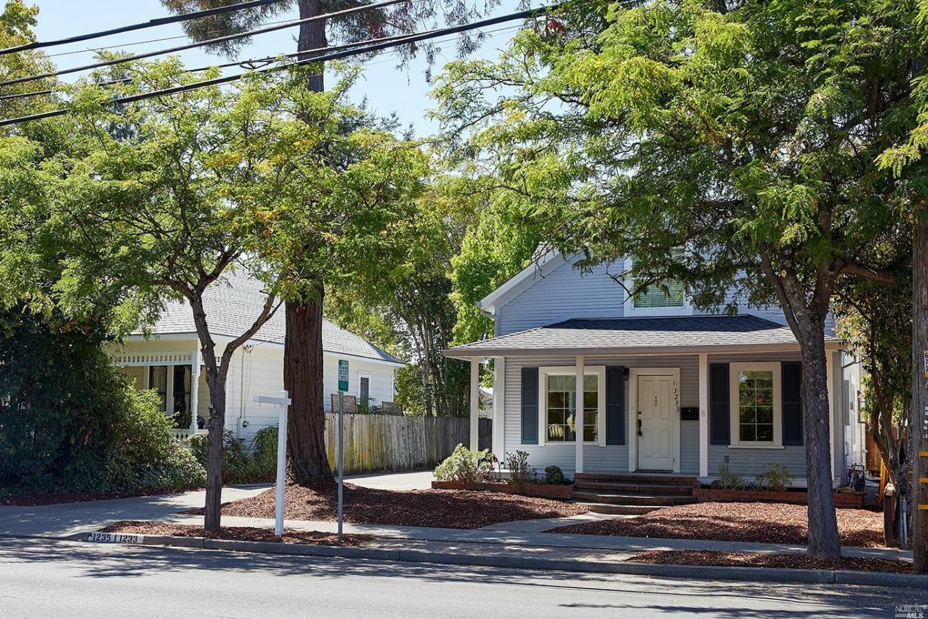 Santa Rosa, California, 95404, United States, 4 Bedrooms Bedrooms, ,2 BathroomsBathrooms,Residential,For Sale,1824360