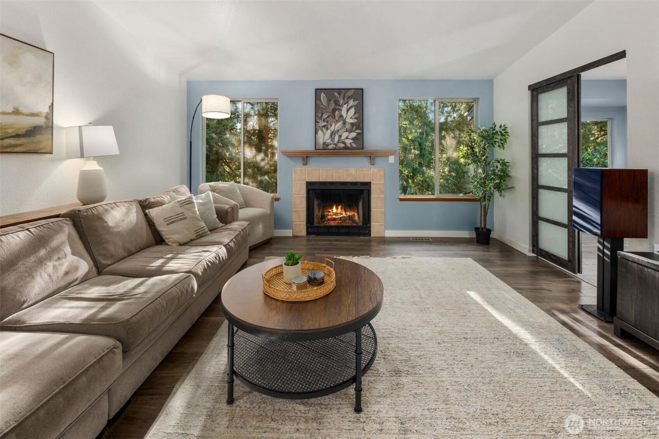Maple Valley, Washington, 98038, United States, 3 Bedrooms Bedrooms, ,2 BathroomsBathrooms,Residential,For Sale,1824359