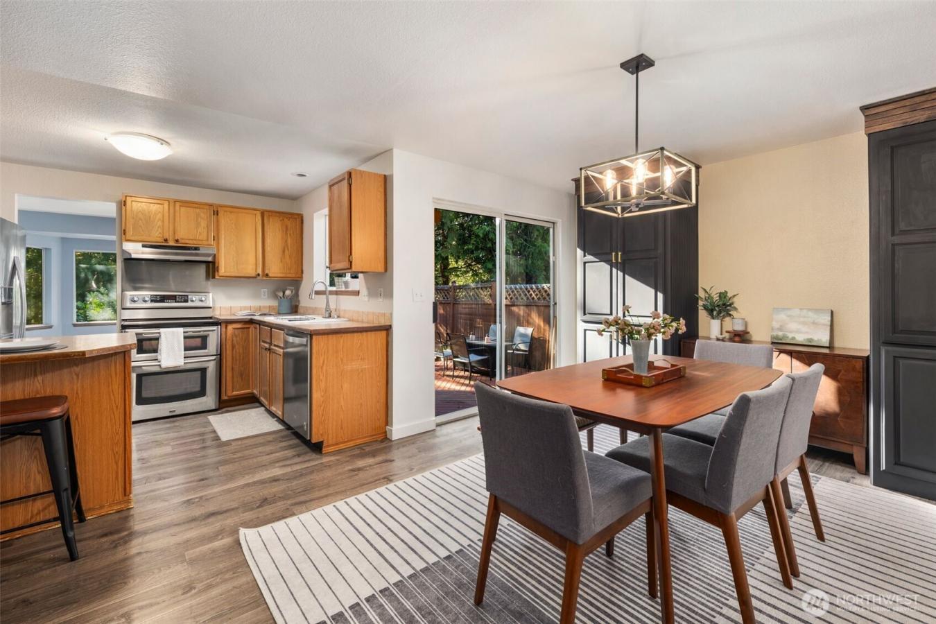 Maple Valley, Washington, 98038, United States, 3 Bedrooms Bedrooms, ,2 BathroomsBathrooms,Residential,For Sale,1824359