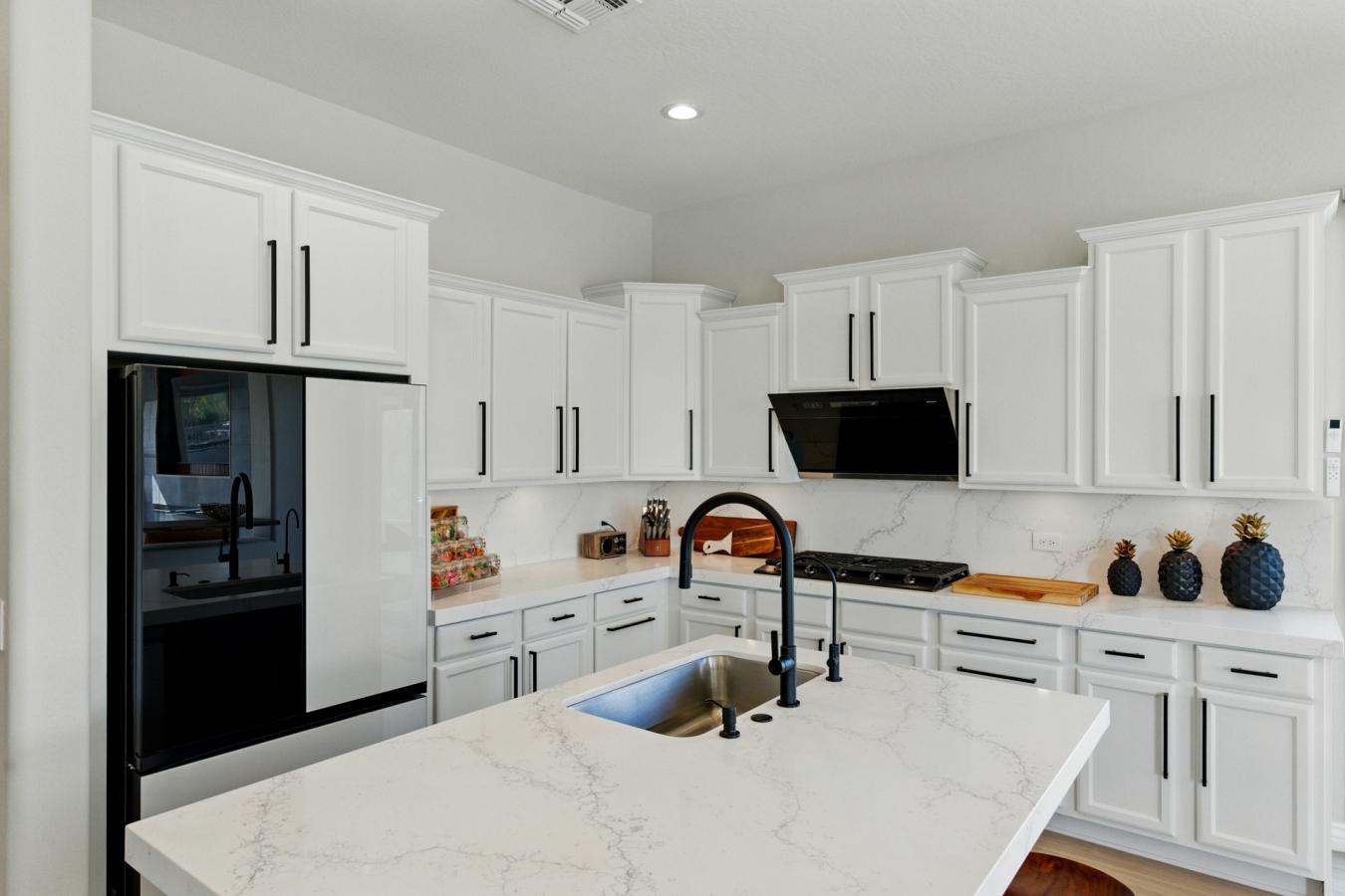 Goodyear, Maricopa, 85338, United States, 4 Bedrooms Bedrooms, ,2 BathroomsBathrooms,Residential,For Sale,1824357