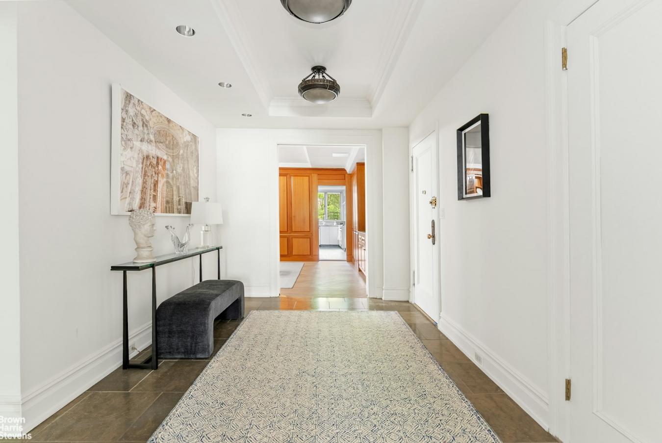 New York, New York, 10024, United States, 4 Bedrooms Bedrooms, ,3 BathroomsBathrooms,Residential,For Sale,1820706
