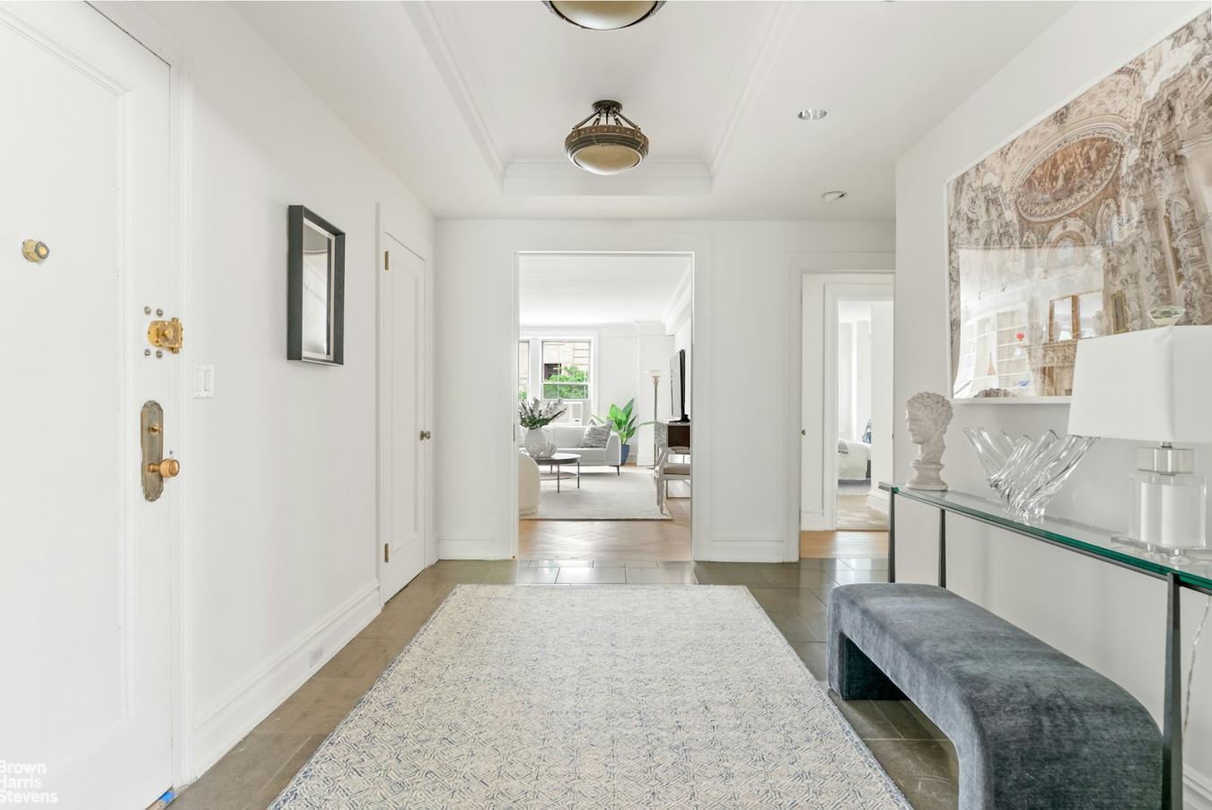 New York, New York, 10024, United States, 4 Bedrooms Bedrooms, ,3 BathroomsBathrooms,Residential,For Sale,1820706