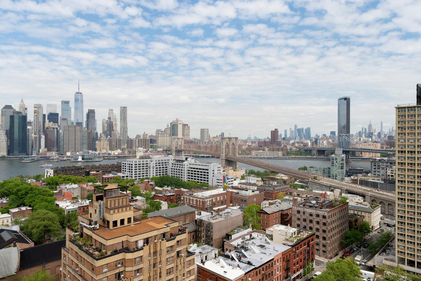 Brooklyn Heights, New York, 11201, United States, 2 Bedrooms Bedrooms, ,2 BathroomsBathrooms,Residential,For Sale,1919344