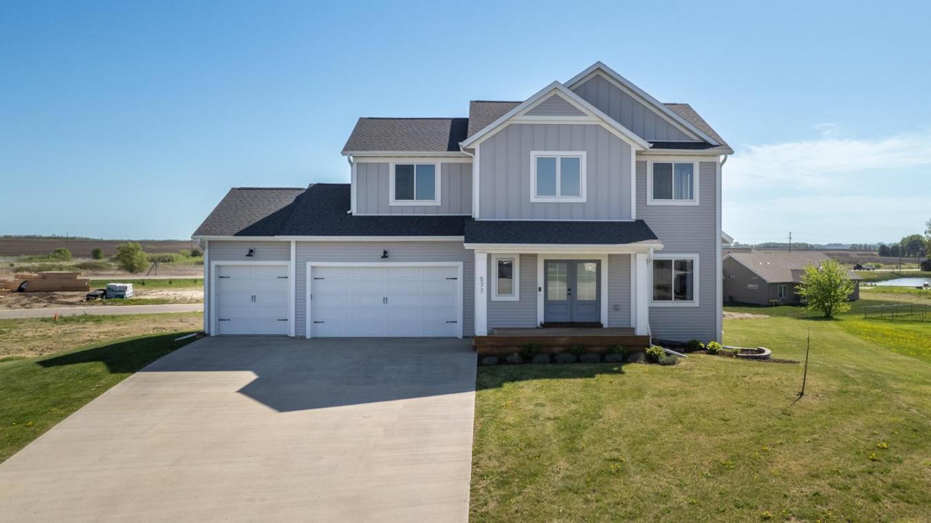 Eyota, Minnesota, 55934, United States, 4 Bedrooms Bedrooms, ,2 BathroomsBathrooms,Residential,For Sale,1824344