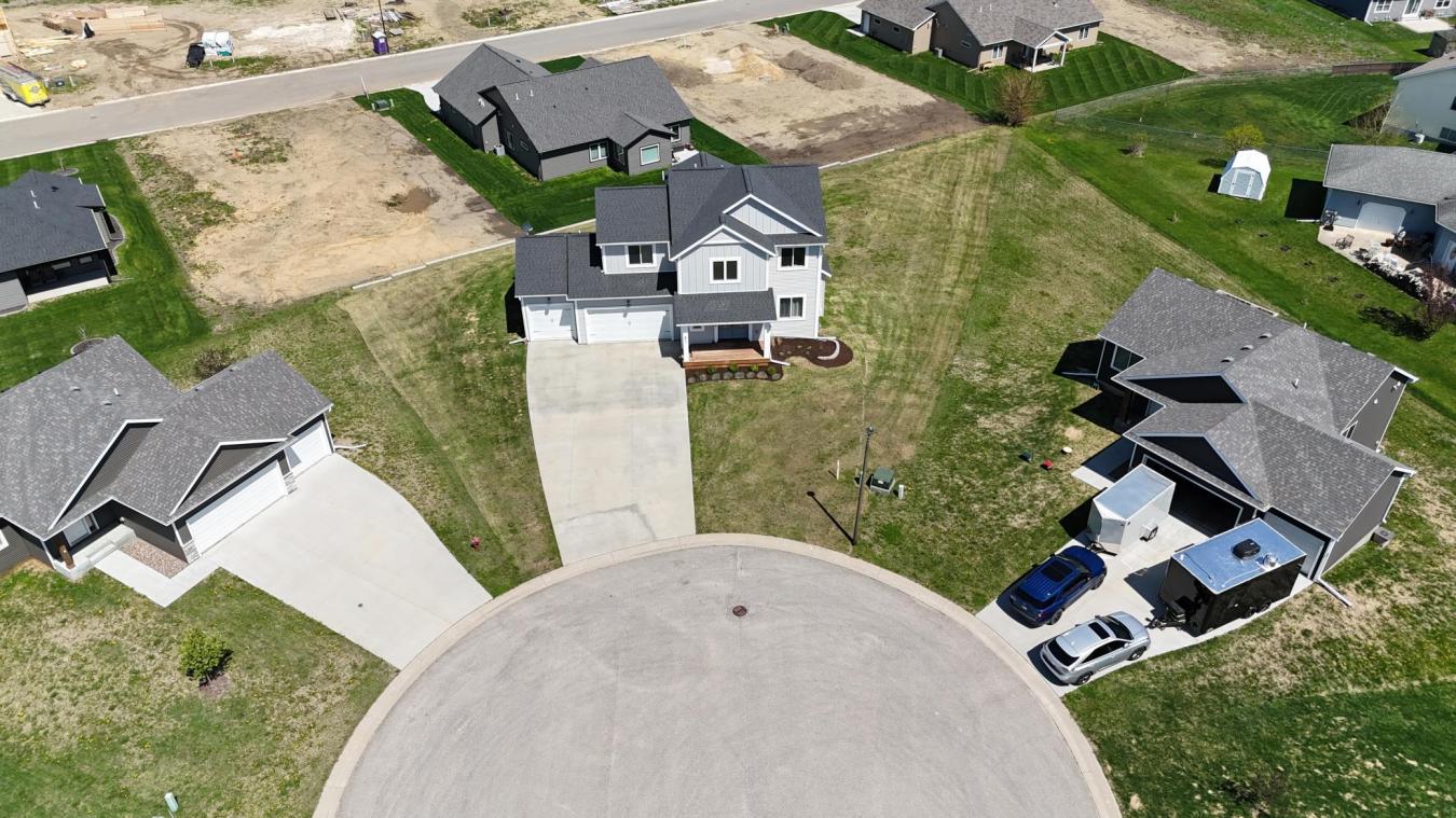 Eyota, Minnesota, 55934, United States, 4 Bedrooms Bedrooms, ,2 BathroomsBathrooms,Residential,For Sale,1824344