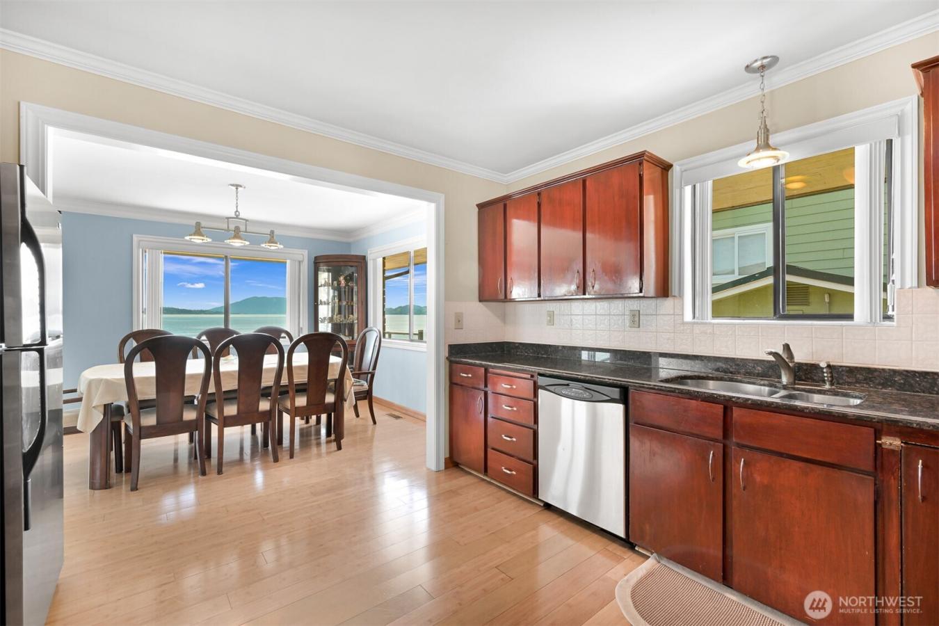 Ferndale, Washington, 98248, United States, 3 Bedrooms Bedrooms, ,2 BathroomsBathrooms,Residential,For Sale,1824342