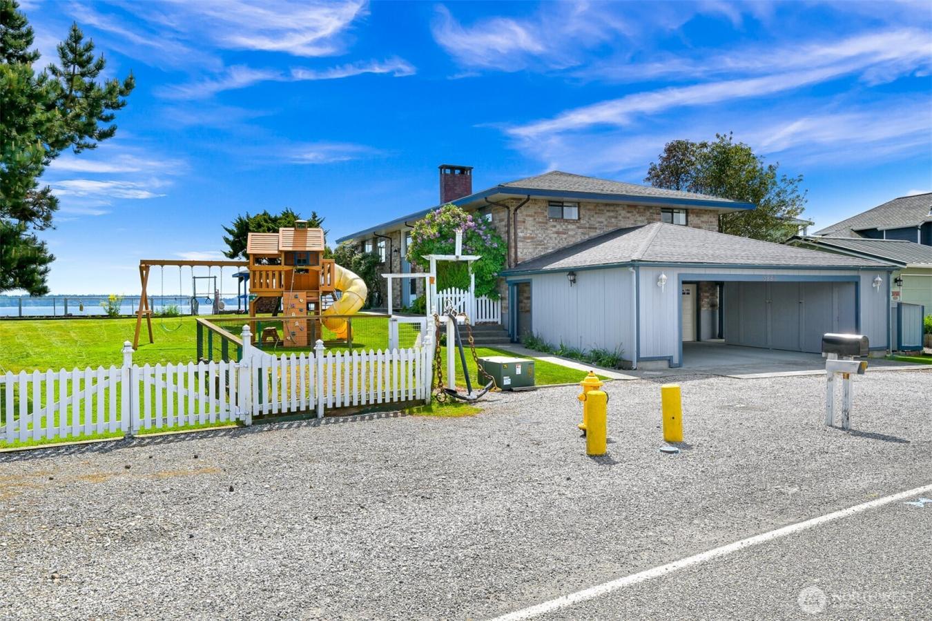 Ferndale, Washington, 98248, United States, 3 Bedrooms Bedrooms, ,2 BathroomsBathrooms,Residential,For Sale,1824342