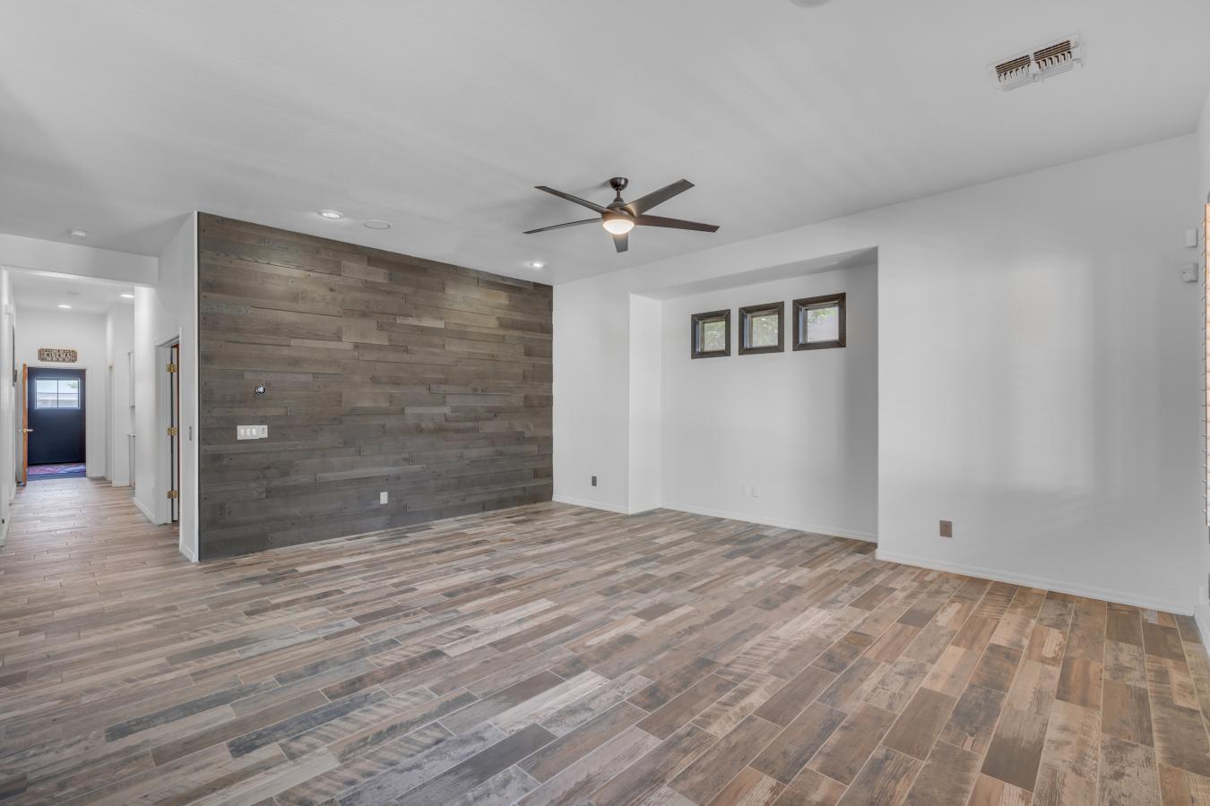 Chandler, Maricopa, 85249, United States, 6 Bedrooms Bedrooms, ,4 BathroomsBathrooms,Residential,For Sale,1820283