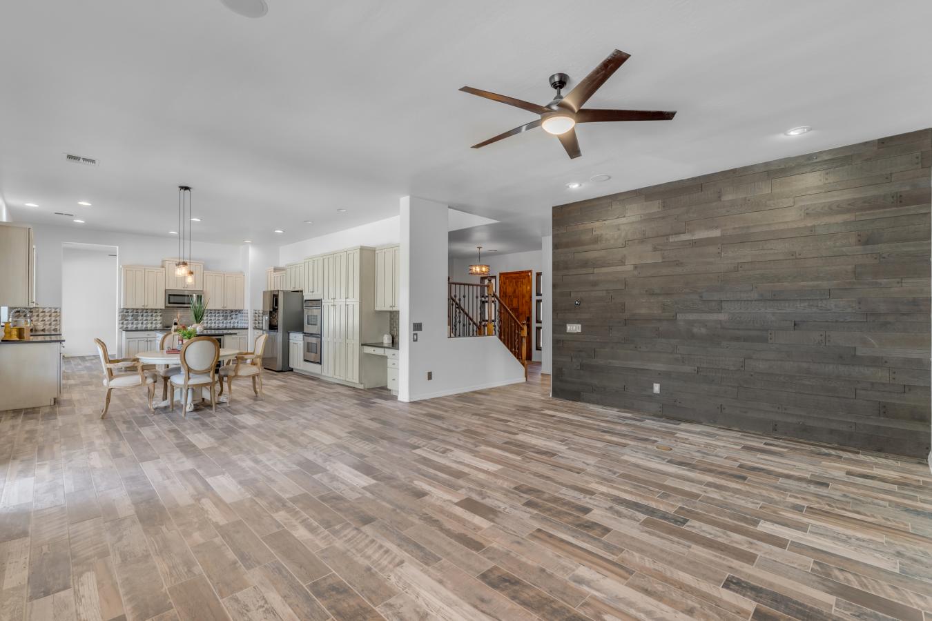 Chandler, Maricopa, 85249, United States, 6 Bedrooms Bedrooms, ,4 BathroomsBathrooms,Residential,For Sale,1820283