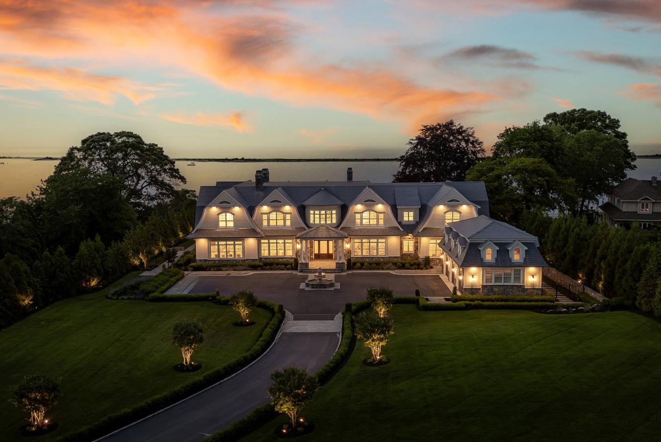 Other, New York, 11733, United States, 6 Bedrooms Bedrooms, ,8 BathroomsBathrooms,Residential,For Sale,1824338