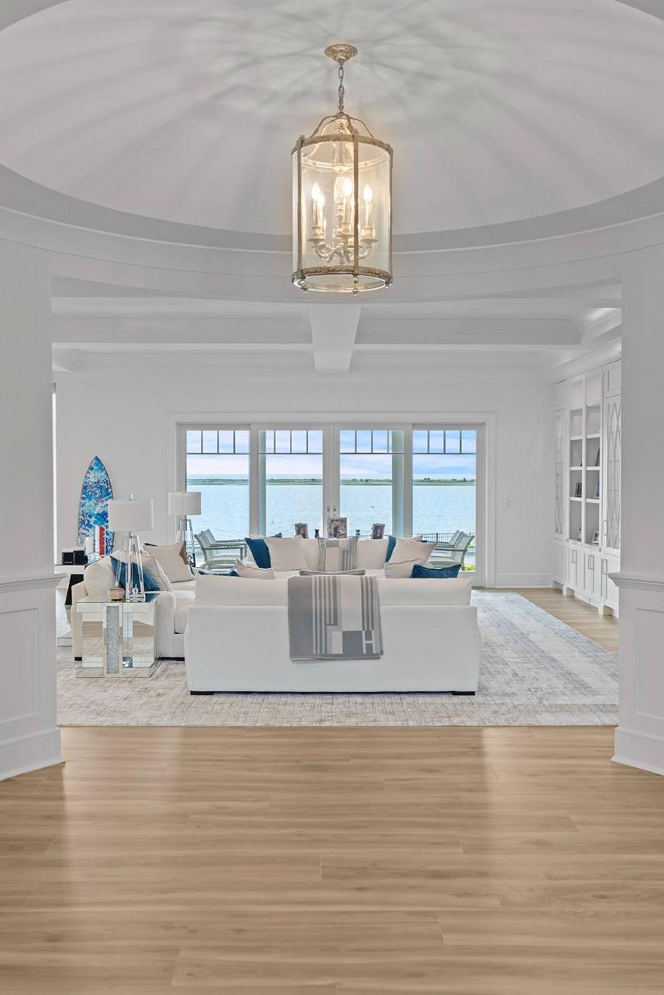 Other, New York, 11733, United States, 6 Bedrooms Bedrooms, ,8 BathroomsBathrooms,Residential,For Sale,1824338
