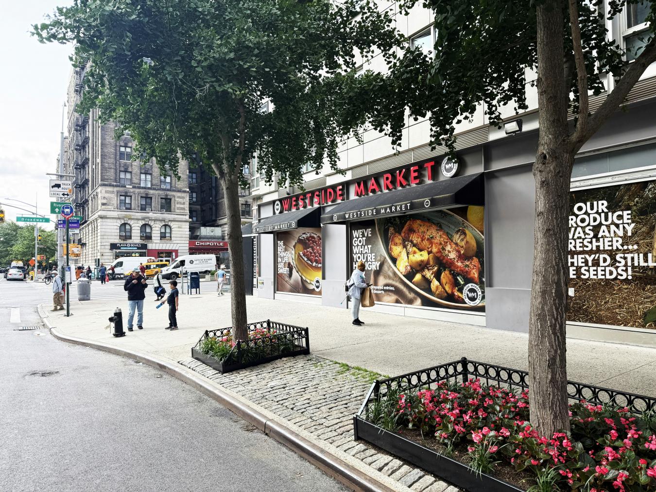 New York, New York, 10025, United States, 3 Bedrooms Bedrooms, ,3 BathroomsBathrooms,Residential,For Sale,1824333